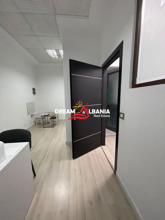Business Premises for Sale on Dibres Street, near Selvise in Tirana (ID 4161107)