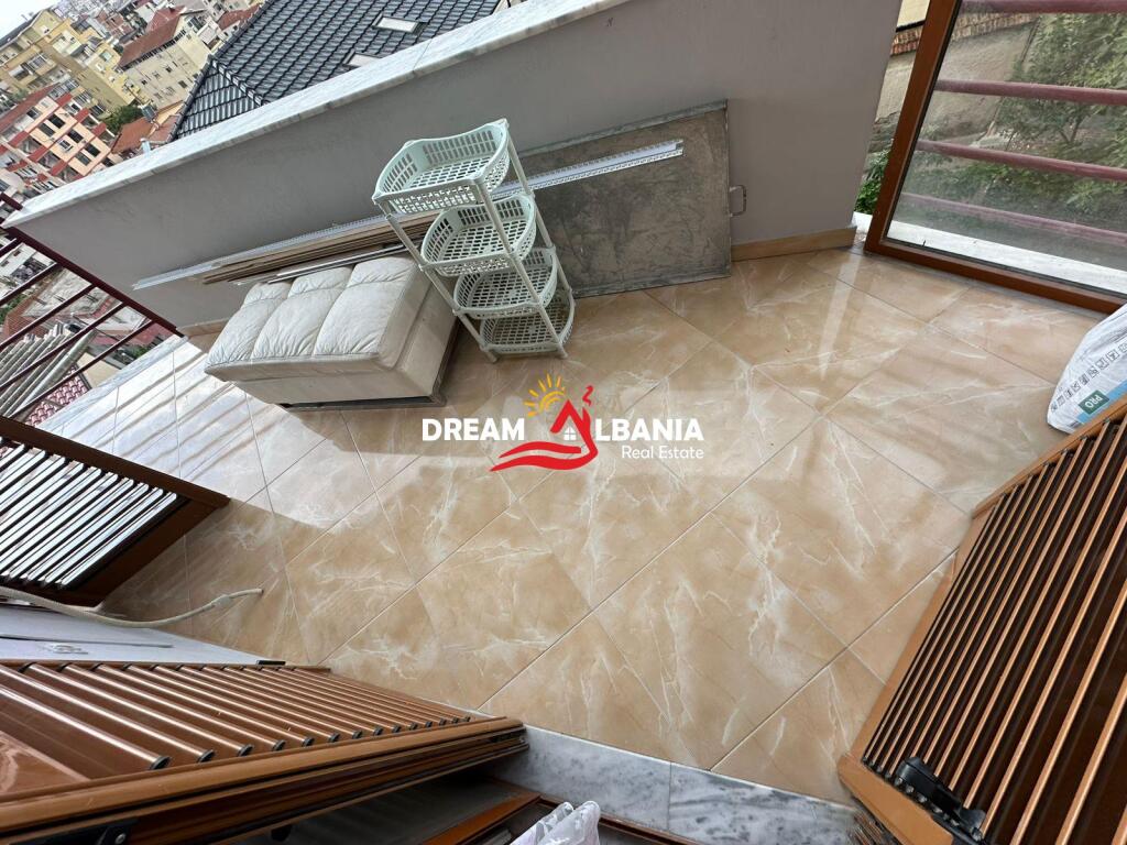Appartamento 1+1+balcone in vendita a Kodra e Diellit vicino a Eleonora (ID 41111122)