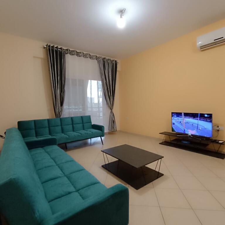 JEPET APARTAMENT 2+1 ME QIRA VLORE!