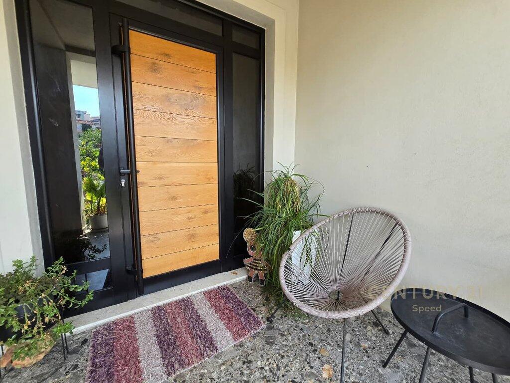 🌟 Apartment 3+1+2 for rent with parking space in Sauk të Ri, Tirana