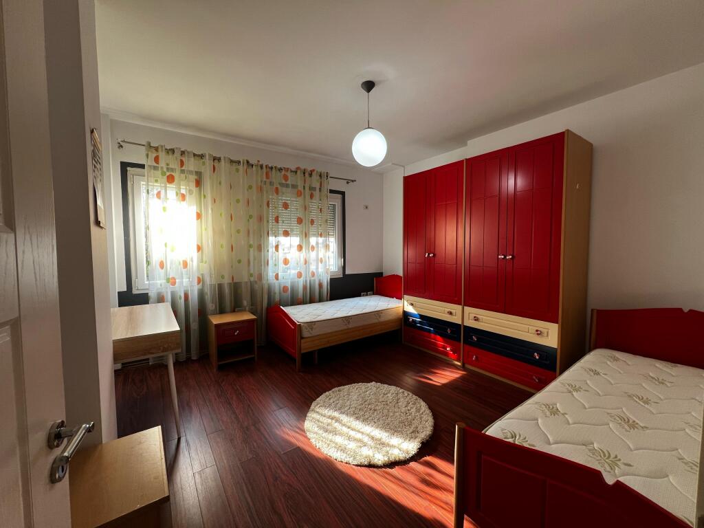 Apartment 2+1+1+Storage for Rent, Komuna e Parisit, Kristal Center, 600€/month