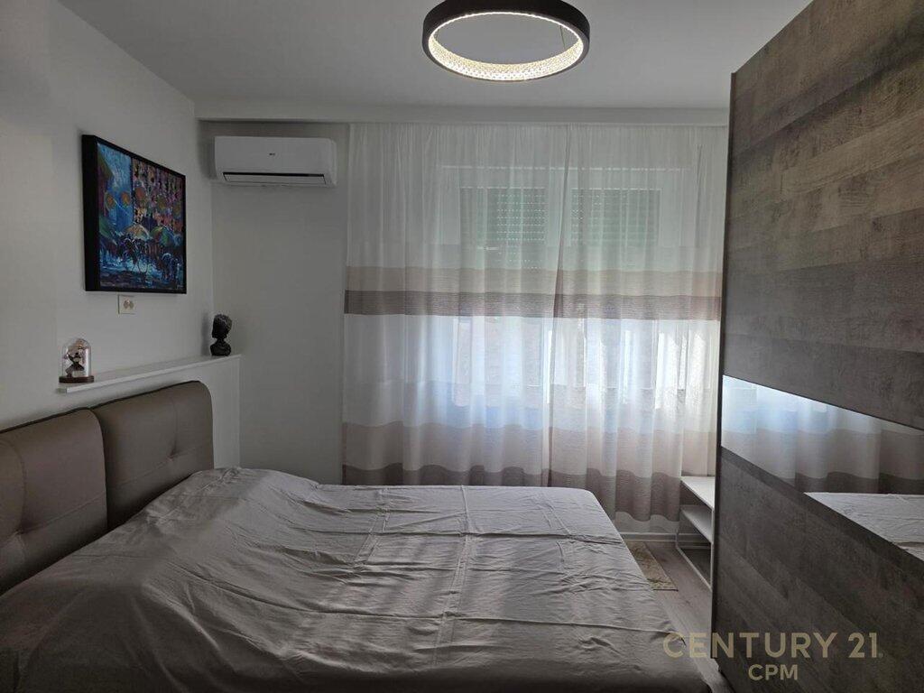 🌟 Appartamento moderno 1+1 in affitto con posto auto in Via Sali, Tirana