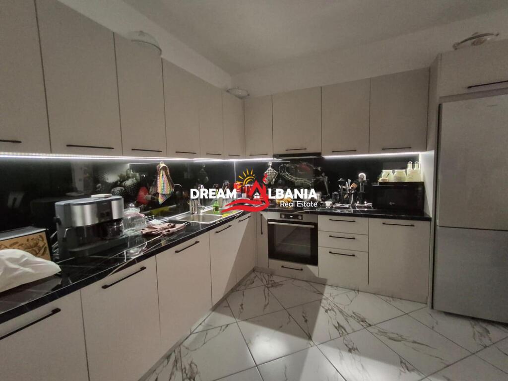A four-villa is for rent near Bajram Curri Allias Tirana school ID (4251415)
