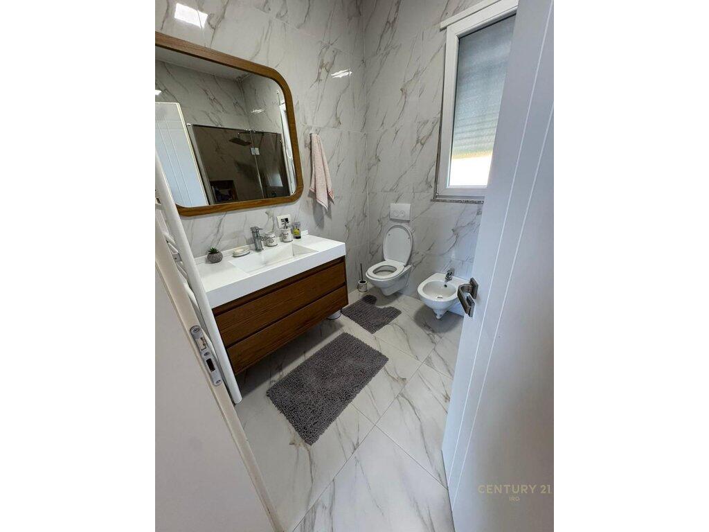3-STOREY VILLA FOR RENT AFTER QTU!