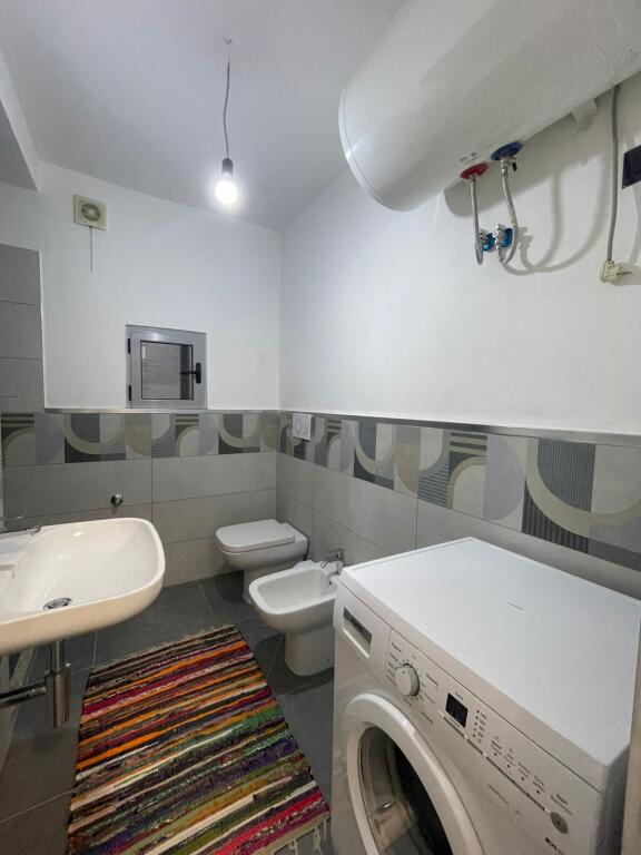 Private house 2+1 at Riza Cerova!