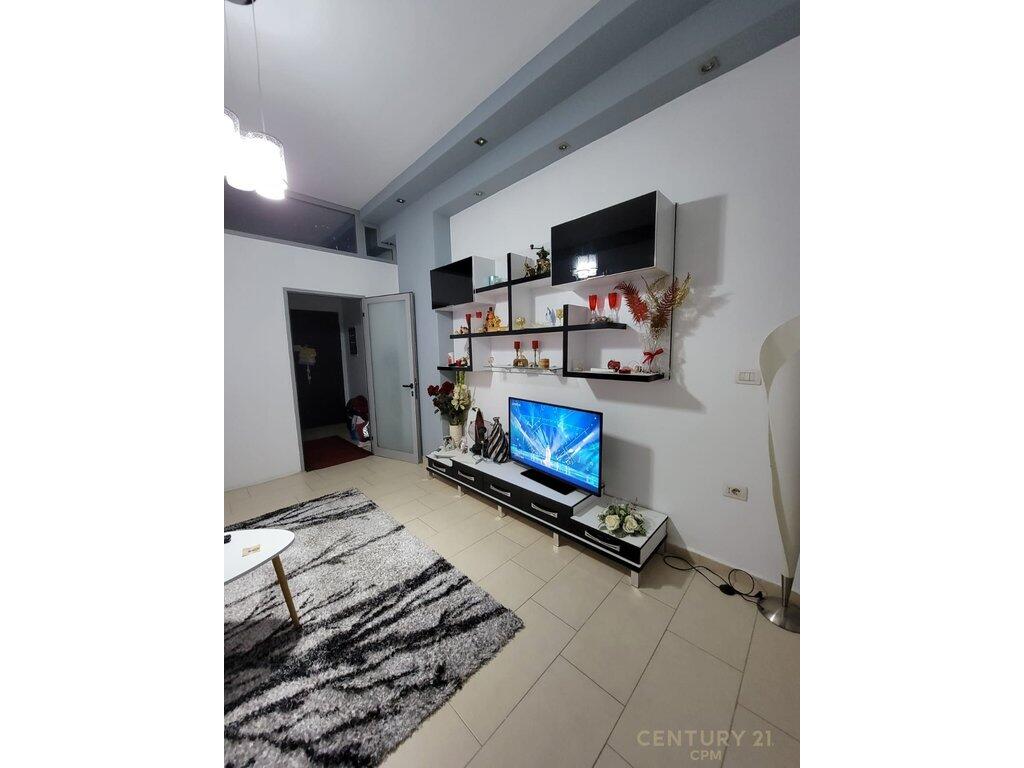 Jepet apartament 2+1 me Qira ne Astir