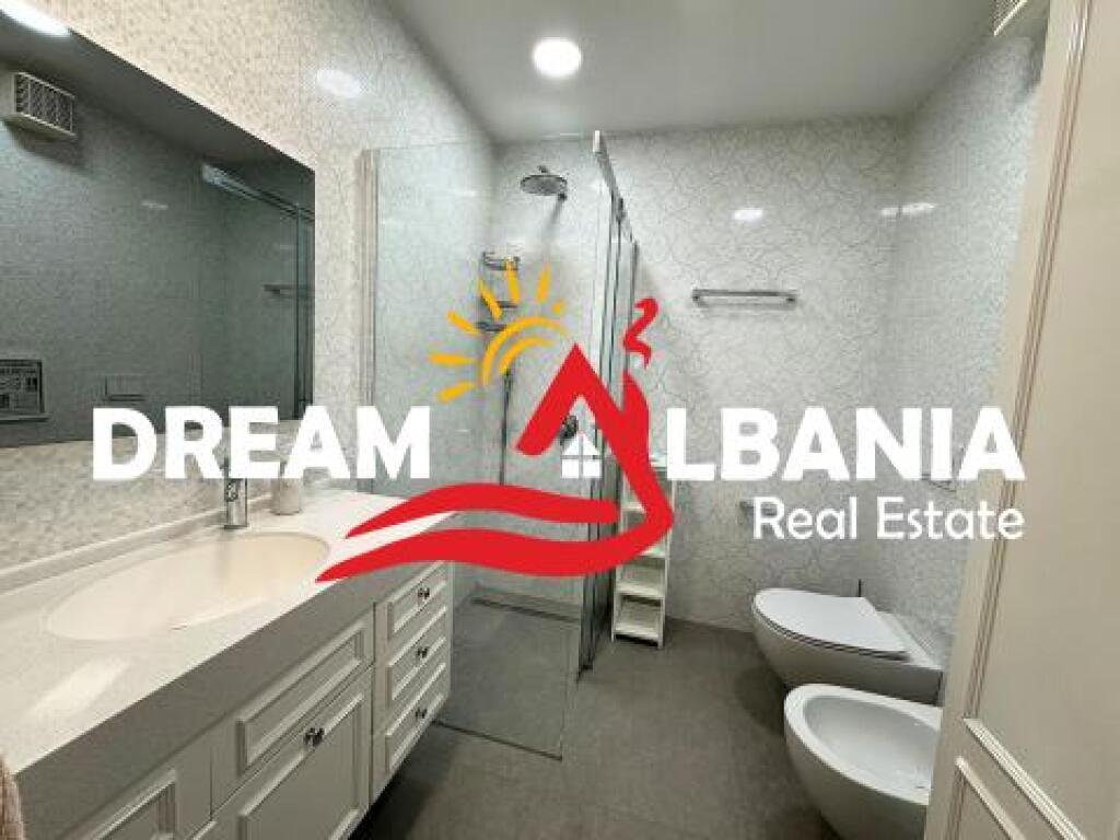 For rent 3+1 apartment at Ish Ekspozita, Tirane (ID 4231443)
