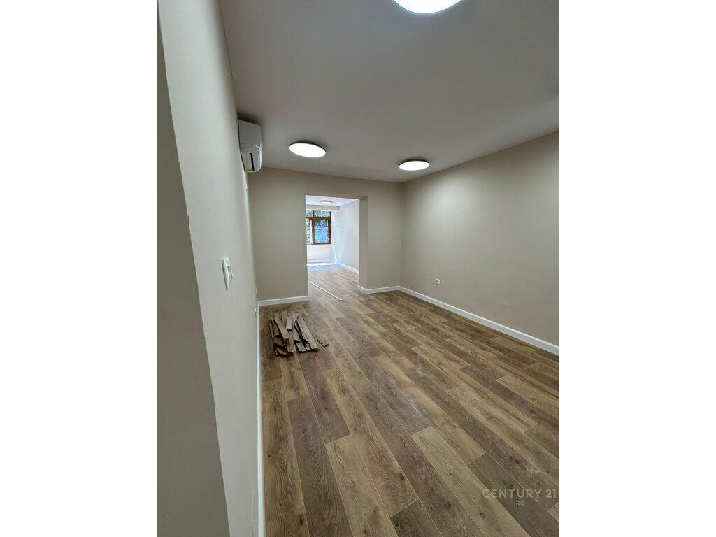 APARTMENT 2+1 FOR SALE NEAR PETRO NINI!