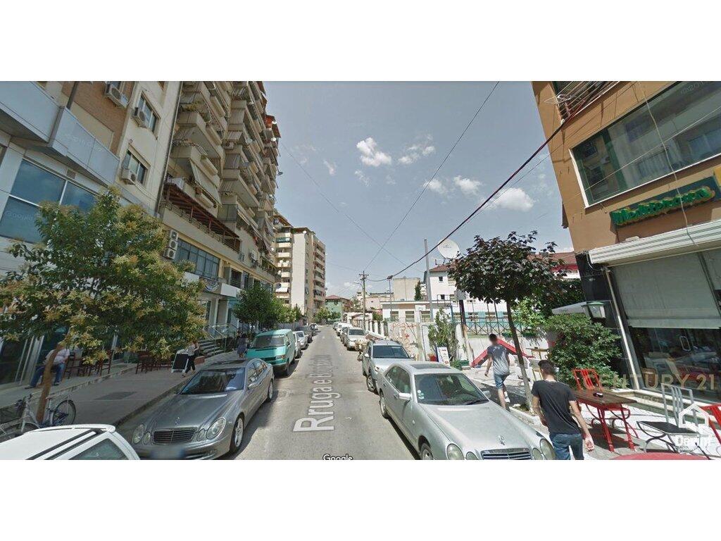 Commercial unit for sale on Bogdaneve Street!