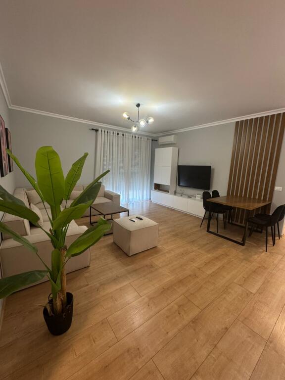 🏡 Super Appartamento in Affitto 2+1 a Delijorgji