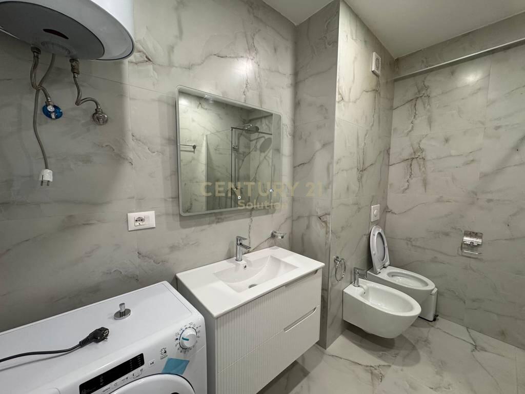 AFFITTIAMO APPARTAMENTO 2+1 IN VIA NDRE MJEDA