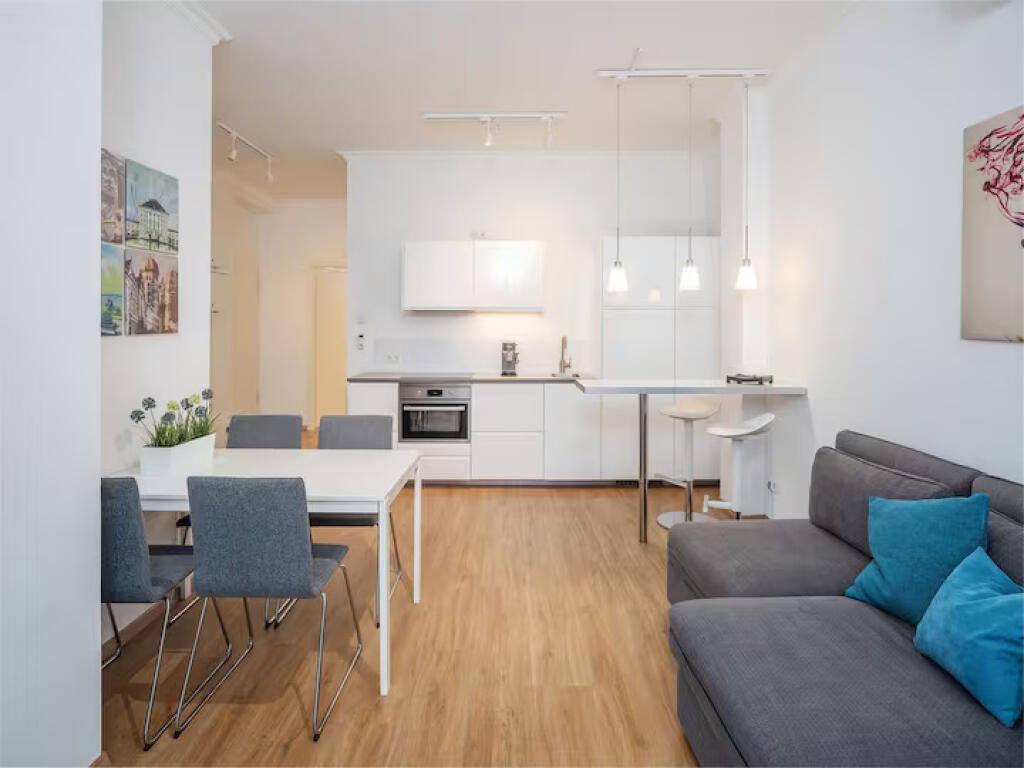 Apartament Me Qera 1+1 Ne Astir (ID B2101233) tirane