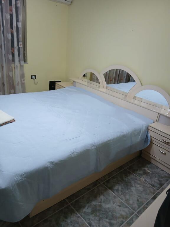 For rent 2+1 apartment Red School