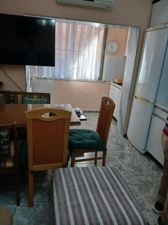 For rent 2+1 apartment Red School