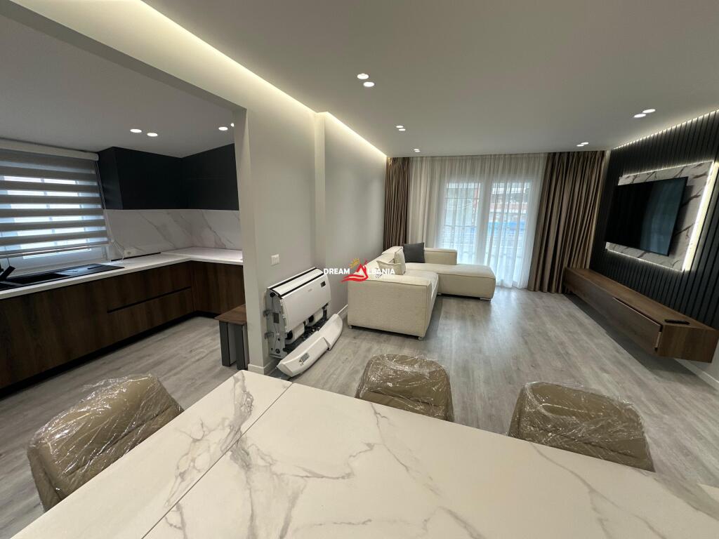 Si affittano 3 appartamenti 2+1 in via Elbasan vicino a Sofra e Ariut (ID 4251364)