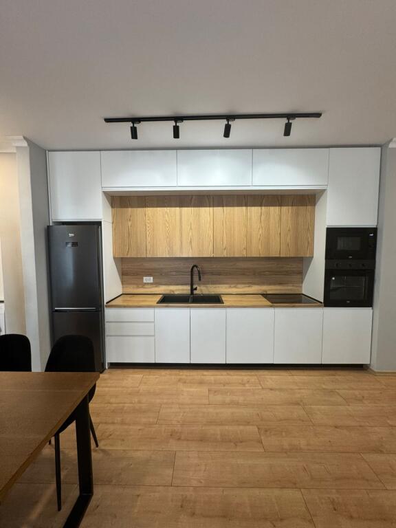 🏡 Super Appartamento in Affitto 2+1 a Delijorgji