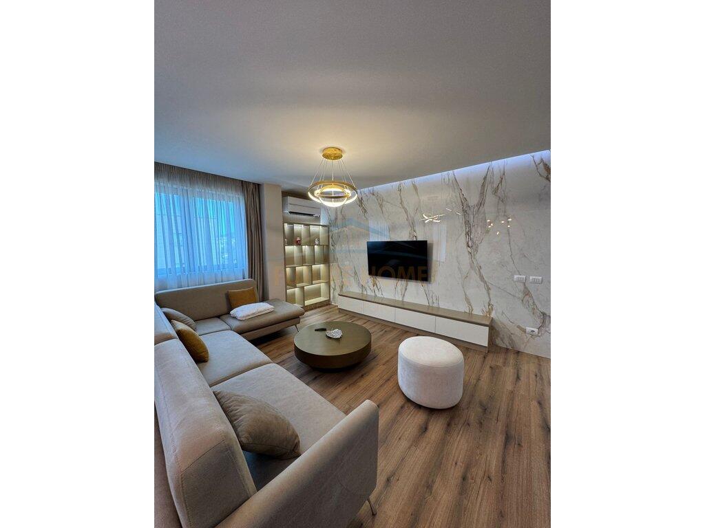 Qera, Apartament 3+1+2+Post Parkimi, Rezidenca Future Home, Tiranë,1,200 €