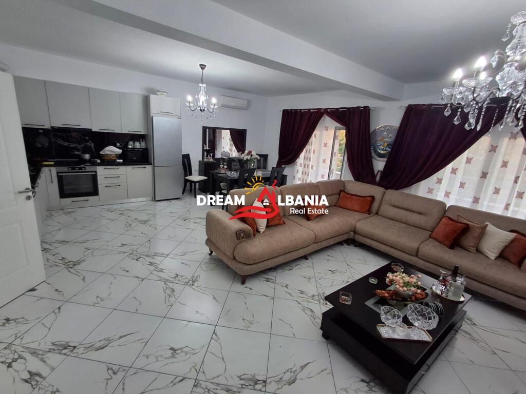 A four-villa is for rent near Bajram Curri Allias Tirana school ID (4251415)

