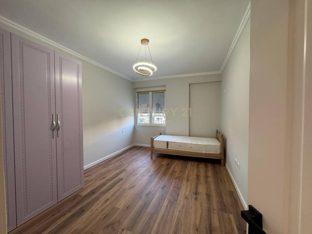 AFFITTIAMO APPARTAMENTO 2+1 IN VIA NDRE MJEDA