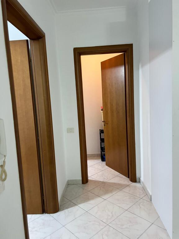 Jepet Me Qera Apartament 2+1+1 Ballkon