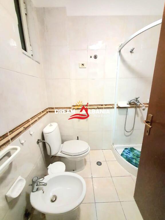 3+1 apartment for rent on Durres street near the Ministry of Education in Tirana (ID 4231307)