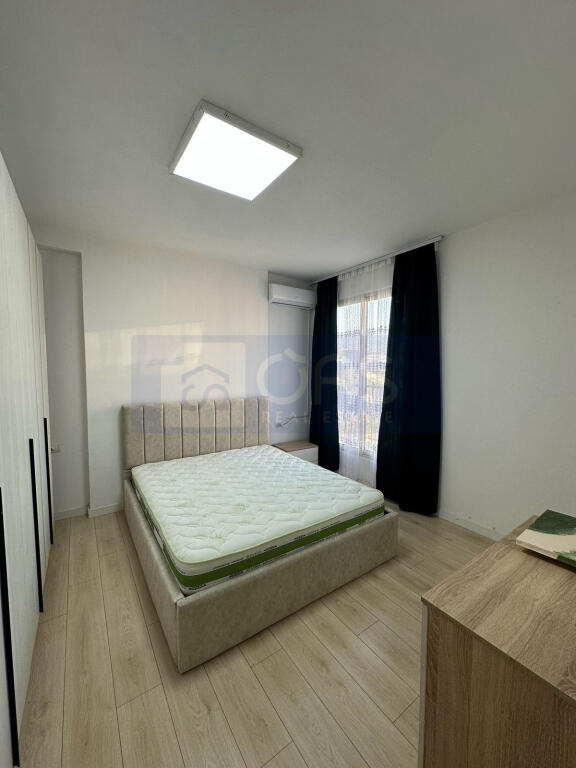 Jepet me qera Apartament 2+1 te Ish Fusha e Aviacionit 650 euro