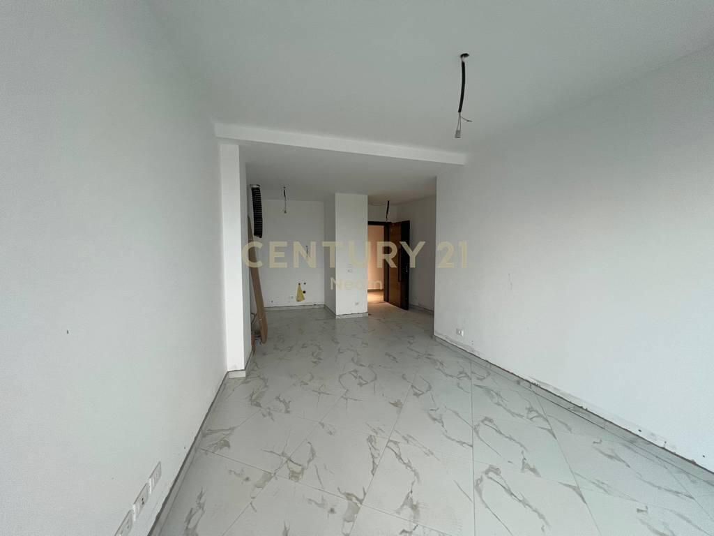 APPARTAMENTO 2+1+ POSTO AUTO IN AFFITTO LAKE VIEW RESIDENCE !