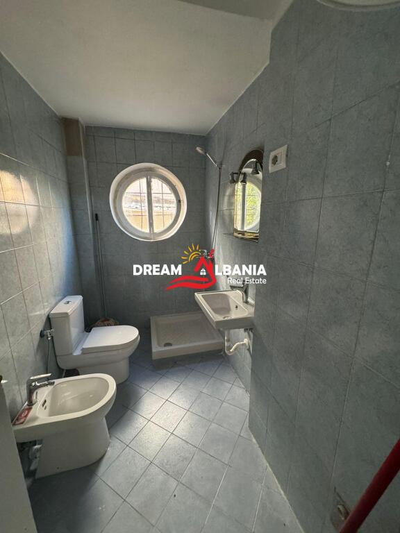 Appartamento 2+1/Ufficio in affitto in via 21 Dhjetori, Muhamet Gjollesha (ID 4229423).