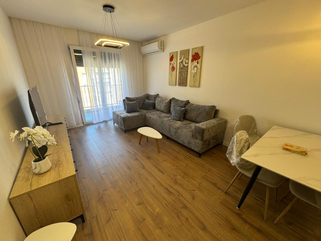Super apartment for rent in Astir
