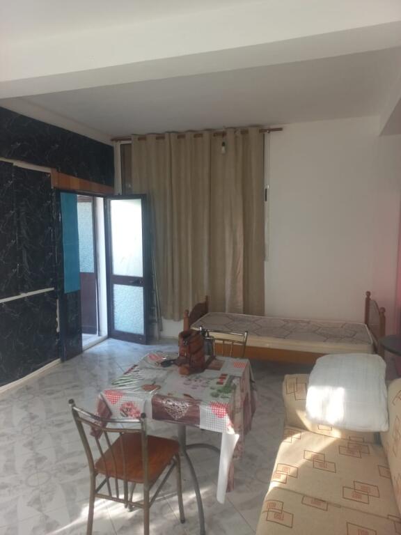 GARSIONERE 20000 LEKE ASTIR
