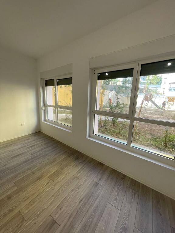 Apartament 1+1 per qira ne Mangalem.