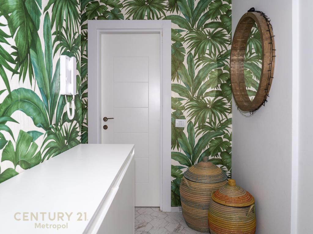 SUPER APARTMENT 2+1+2 FOR SALE, BOTANICAL GARDEN !