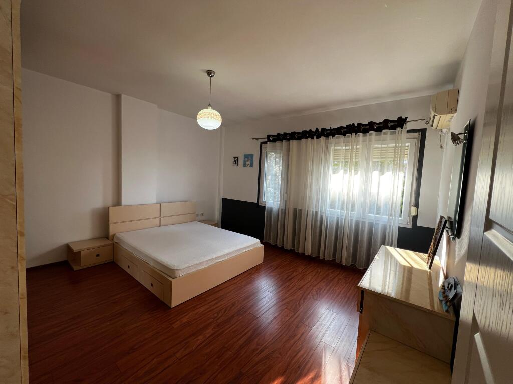 Apartment 2+1+1+Storage for Rent, Komuna e Parisit, Kristal Center, 600€/month