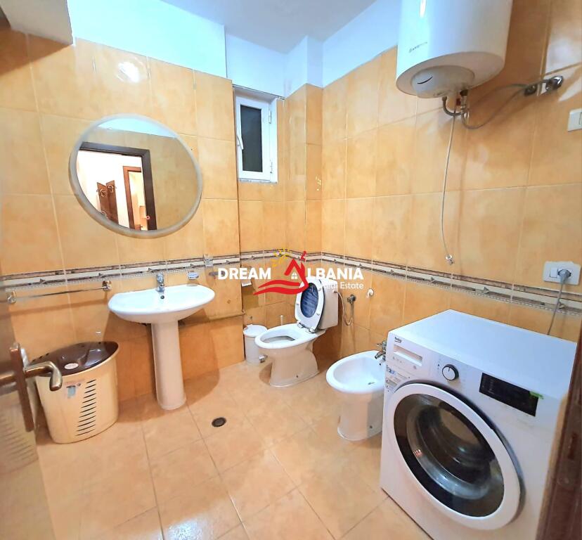 3+1 apartment for rent on Durres street near the Ministry of Education in Tirana (ID 4231307)
