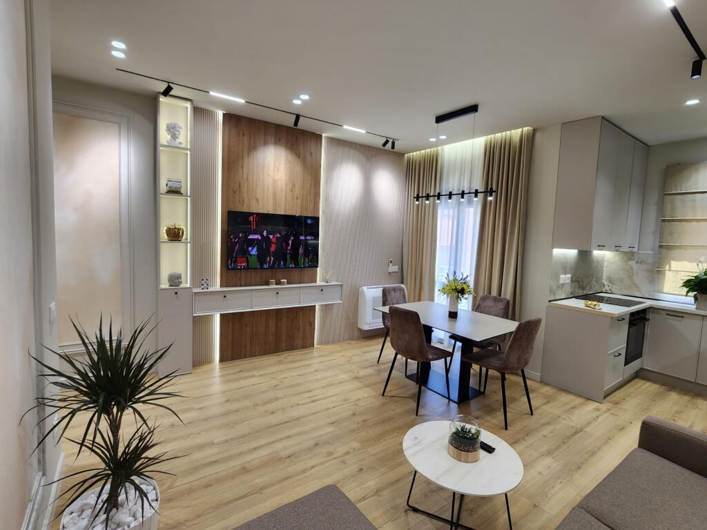 FOR SALE APARTMENT 1+1 – BEACH, DURRËS 📍 Neighborhood 13 Beach, near Spar