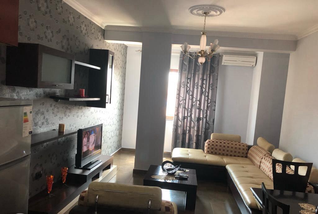 APARTAMENT ME QERA 2+1 RRUGA E DIBRES 65.000 LEKE