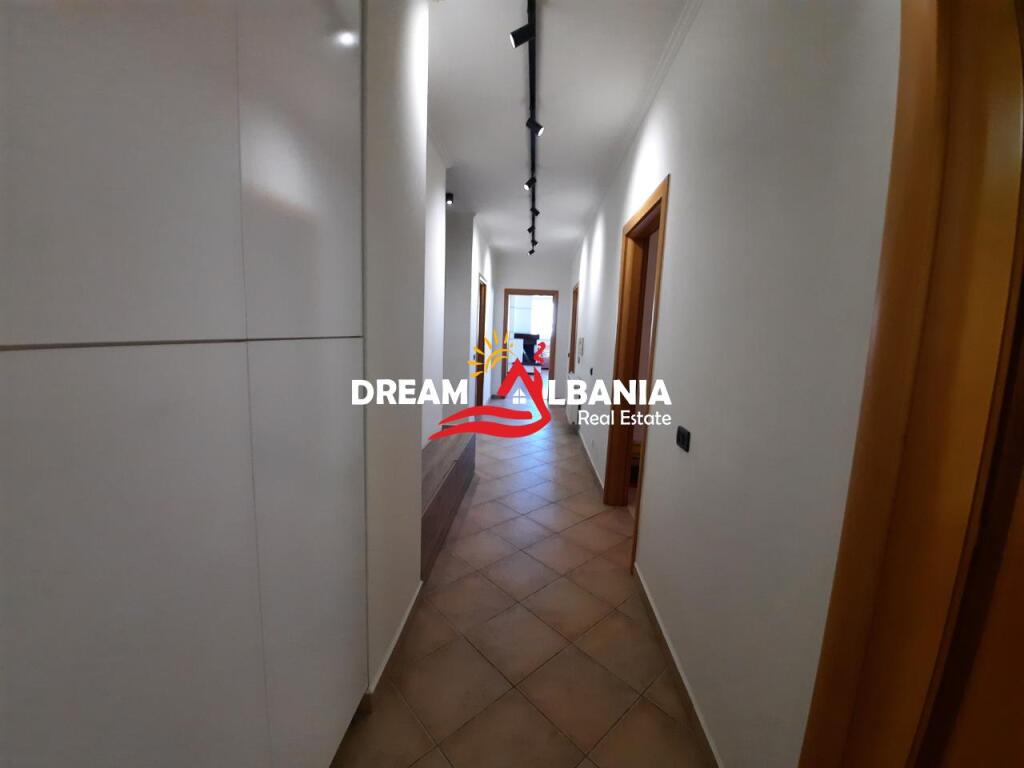 Apartament 3+1+2  me qera tek komuna e parisit prane kompleksit Kika (ID 4231259)

