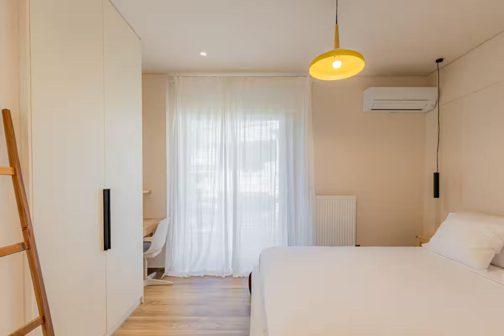 Apartament Me Qera 1+1+Post Parkimi Tek 5 Maji (ID B2101235) Tirane