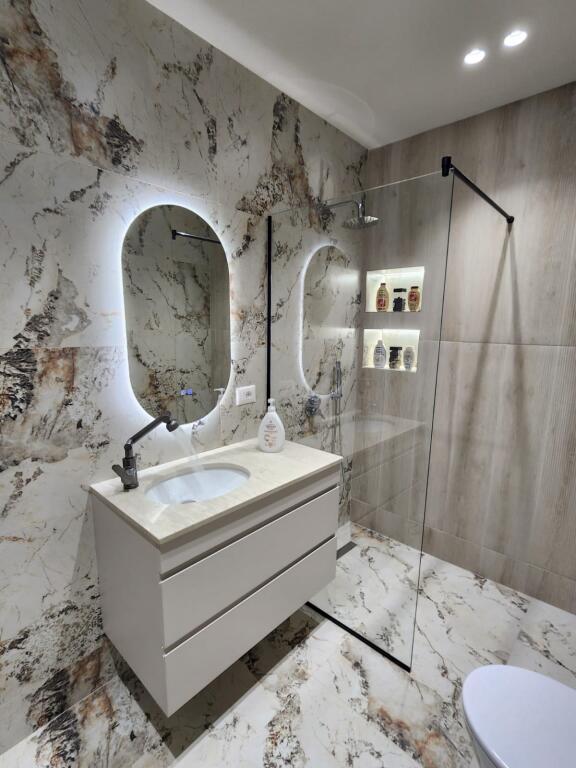 FOR SALE APARTMENT 1+1 – BEACH, DURRËS 📍 Neighborhood 13 Beach, near Spar