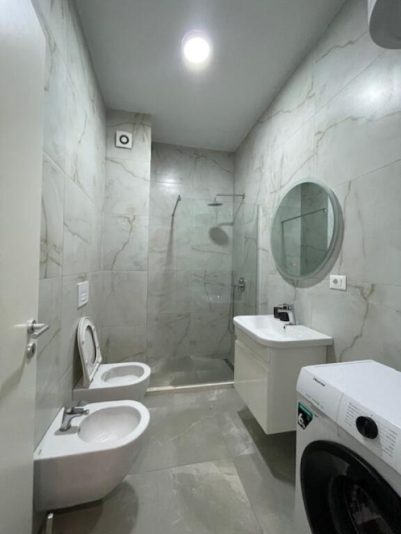 Shitet Apartament 1+1 tek Kompleksi Mangalem21