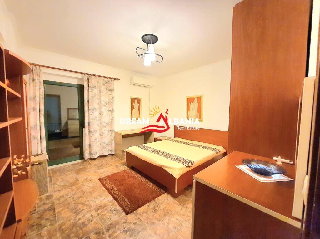 3+1 apartment for rent on Durres street near the Ministry of Education in Tirana (ID 4231307)