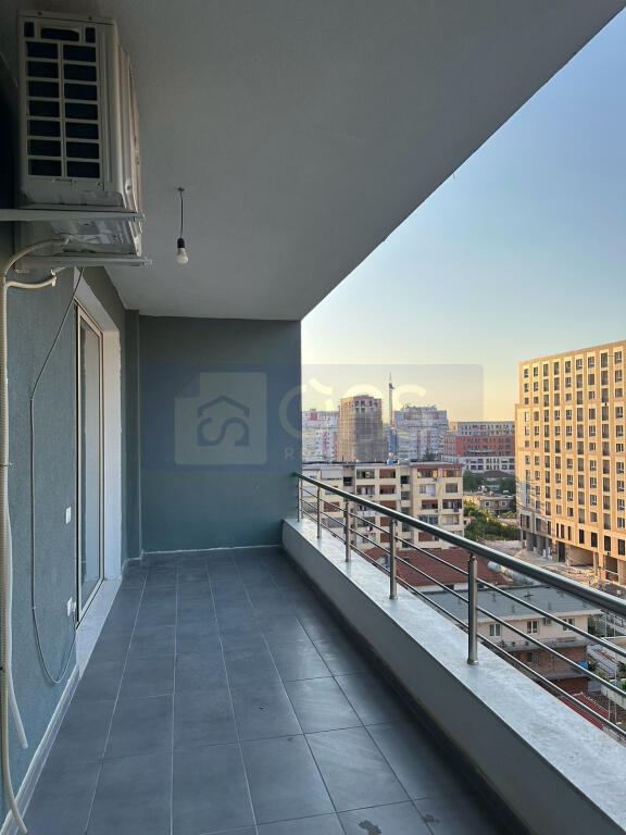 Jepet me qera Apartament 2+1 te Ish Fusha e Aviacionit 650 euro