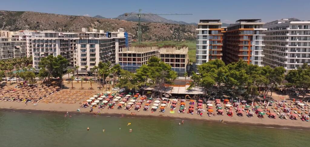 📍Shengjin, buze detit shitet garsoniere dhe Apartament 1+1