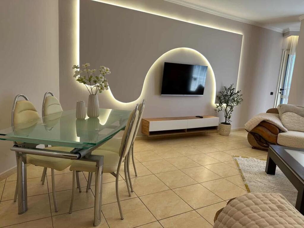 Affitto appartamento 2+1, 130 m². Durazzo, Volga