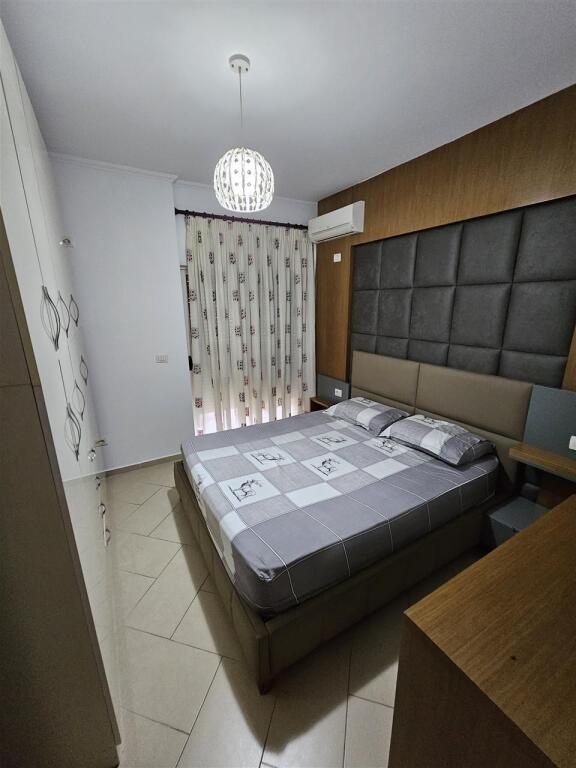 AFFITTASI 2+1+1 LAGO ASCIUTTO 750 EURO