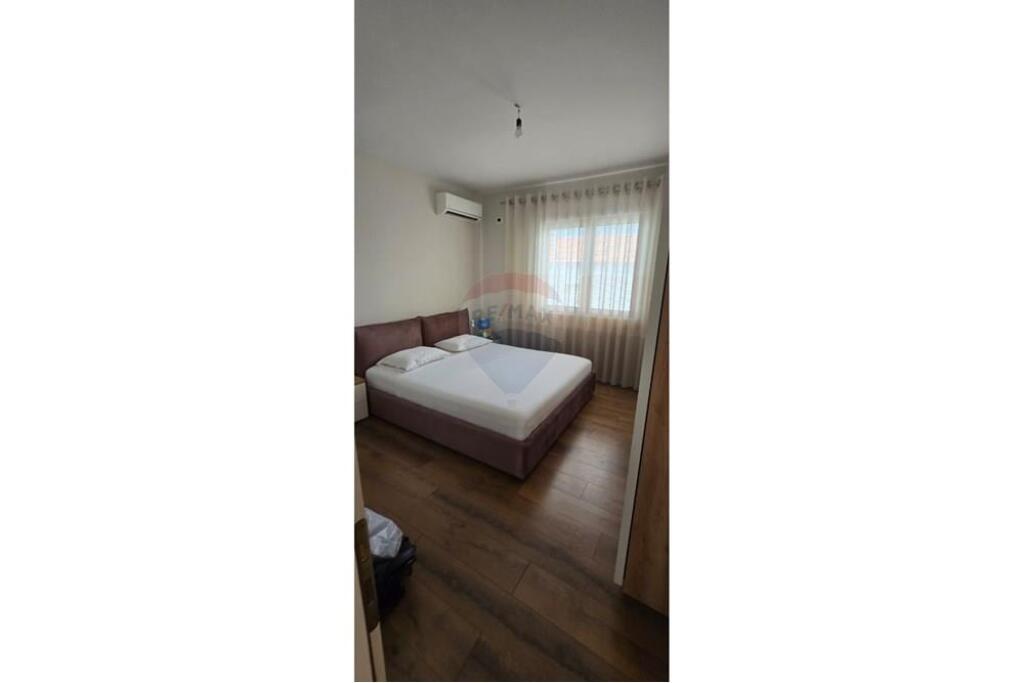 2+1 Apartment for rent Near the United School!