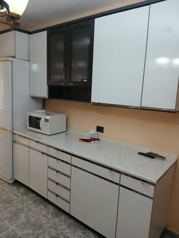 For rent 2+1 apartment Red School