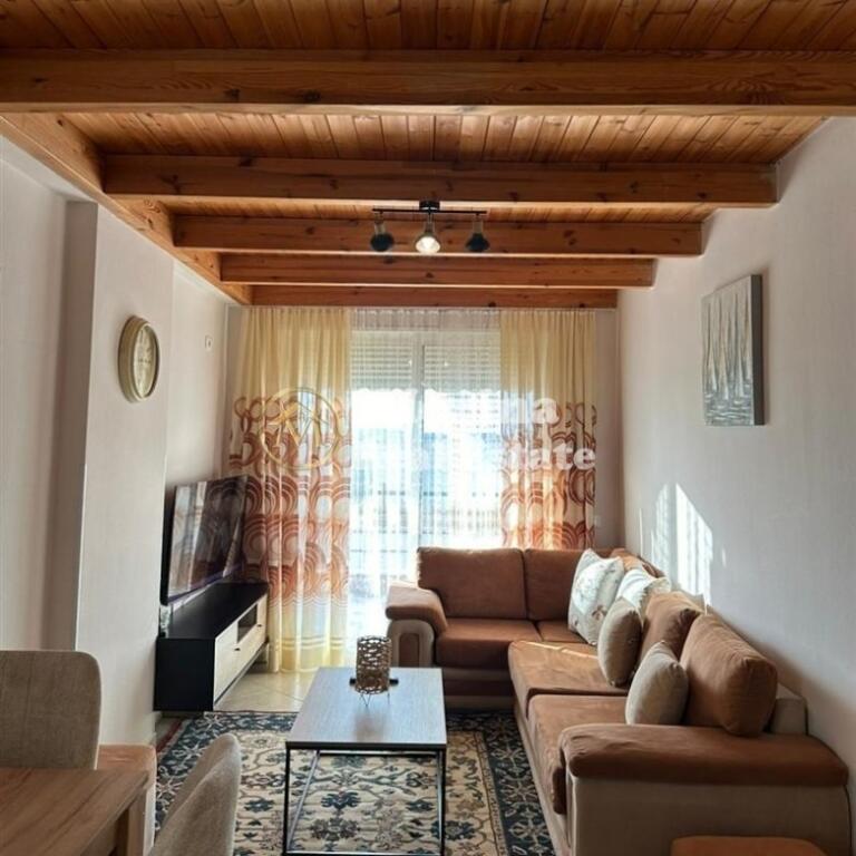 Affitto, Appartamento Duplex 2+1, Fresku, 550 euro/mese