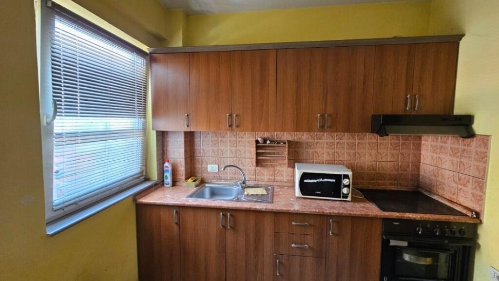 APARTAMENT ME QERA 2+1 JORDAN MISJA 450 EURO