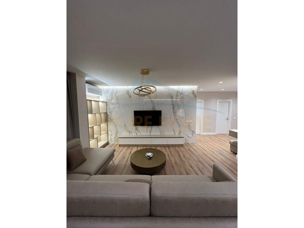 Qera, Apartament 3+1+2+Post Parkimi, Rezidenca Future Home, Tiranë,1,200 €